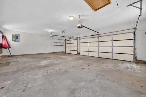 Tiny photo for 406 Santa Fe Boulevard, Kokomo, IN 46901 (MLS # 202609531)