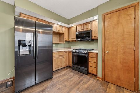 Tiny photo for 406 Santa Fe Boulevard, Kokomo, IN 46901 (MLS # 202609531)