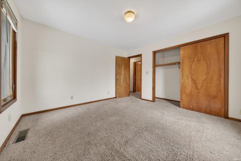 Tiny photo for 406 Santa Fe Boulevard, Kokomo, IN 46901 (MLS # 202609531)