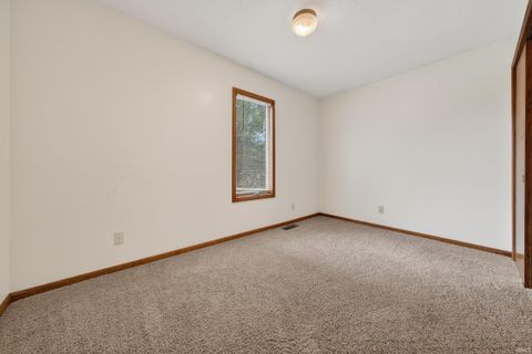 Tiny photo for 406 Santa Fe Boulevard, Kokomo, IN 46901 (MLS # 202609531)