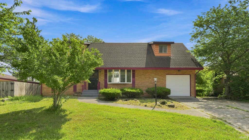 Photo of 4311 Austin Drive, Fort Wayne, IN 46806 (MLS # 202631602)