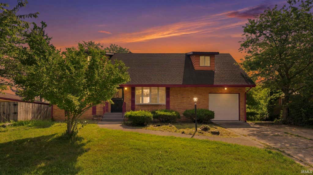 Photo of 4311 Austin Drive, Fort Wayne, IN 46806 (MLS # 202631602)