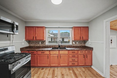 Tiny photo for 714 Maple Street, Monticello, IN 47960 (MLS # 202624268)