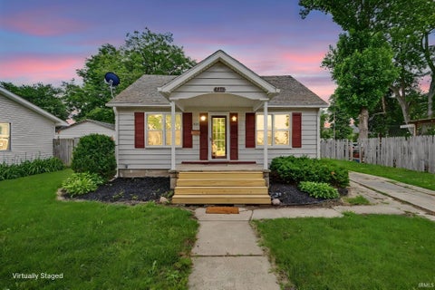 Photo of 714 Maple Street, Monticello, IN 47960 (MLS # 202624268)
