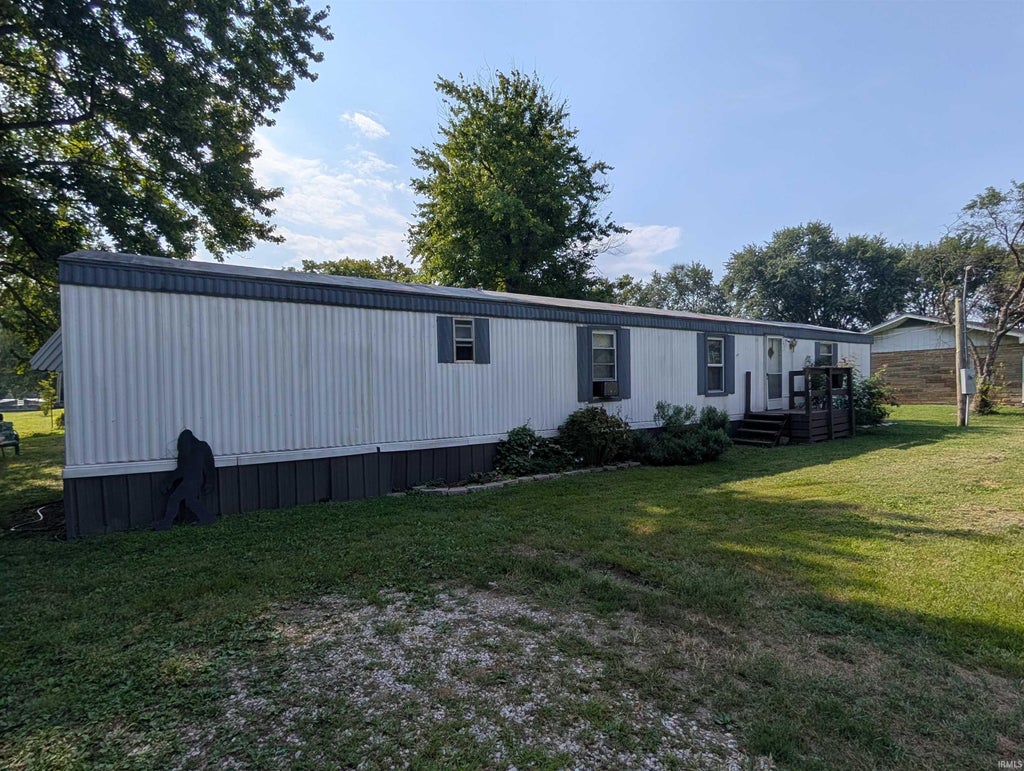 Photo of 407 W 7th Street, Monroe City, IN 47557 (MLS # 202638310)