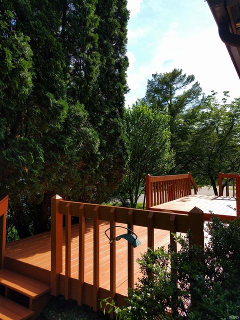 Tiny photo for 1504 E Bradshire Street, Bloomington, IN 47401 (MLS # 202618311)