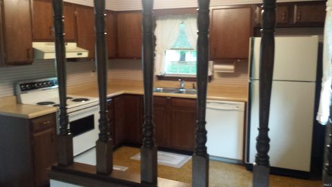 Tiny photo for 1504 E Bradshire Street, Bloomington, IN 47401 (MLS # 202618311)