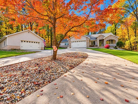 Photo of 342 The Woods, Bedford, IN 47421 (MLS # 202643580)