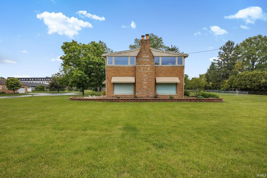 Photo of 4024 S MERIDIAN Street, Marion, IN 46953 (MLS # 202619785)