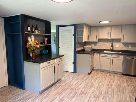 Tiny photo for 809 Greenwich Road, Lafayette, IN 47905 (MLS # 202618571)