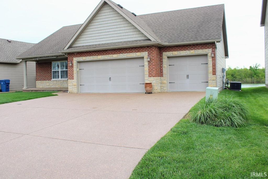 Photo of 8901 Wynnfield Drive, Evansville, IN 47725 (MLS # 202616887)