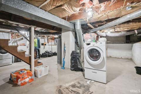 Tiny photo for 711 W WOODLAND Avenue, Kokomo, IN 46902 (MLS # 202623749)