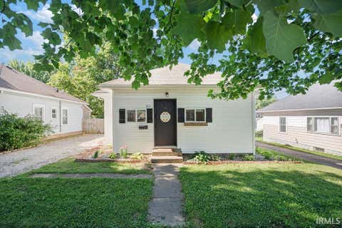 Tiny photo for 711 W WOODLAND Avenue, Kokomo, IN 46902 (MLS # 202623749)