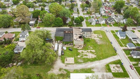 Tiny photo for 1133 S Courtland Avenue, Kokomo, IN 46902 (MLS # 202615789)