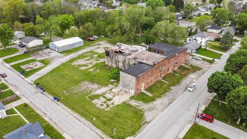 Tiny photo for 1133 S Courtland Avenue, Kokomo, IN 46902 (MLS # 202615789)