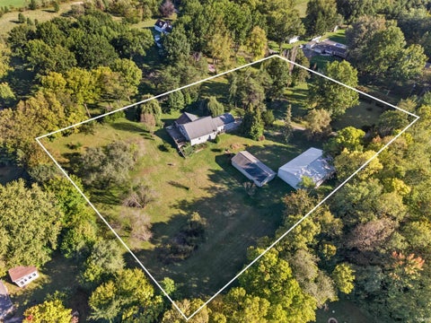 Tiny photo for 1263 E 75 N, Logansport, IN 46947 (MLS # 202641085)