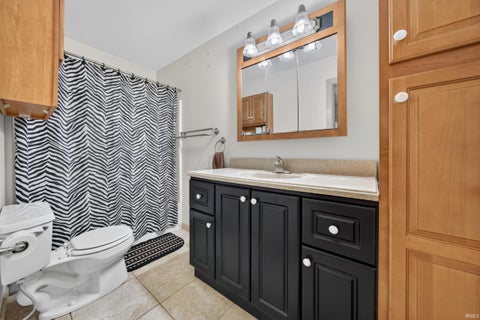 Tiny photo for 1263 E 75 N, Logansport, IN 46947 (MLS # 202641085)