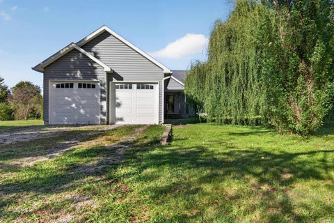 Photo of 1263 E 75 N, Logansport, IN 46947 (MLS # 202641085)