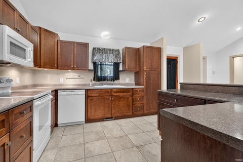 Tiny photo for 1263 E 75 N, Logansport, IN 46947 (MLS # 202641085)