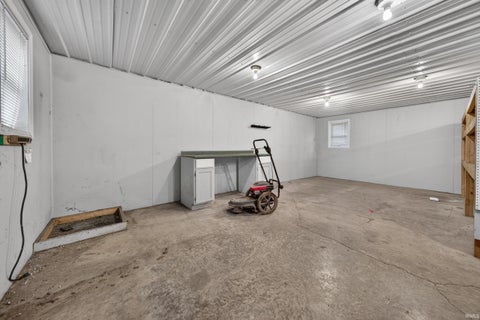 Tiny photo for 1263 E 75 N, Logansport, IN 46947 (MLS # 202641085)