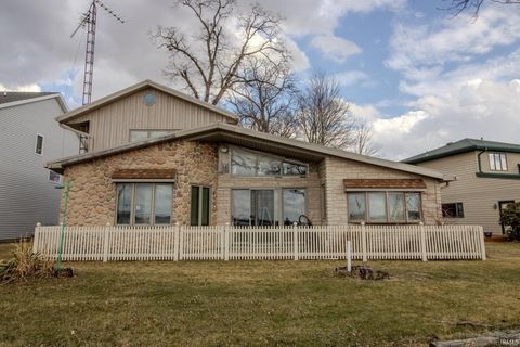Photo of 6105 S State Road 10, Knox, IN 46534 (MLS # 202612516)