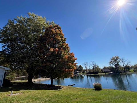 Tiny photo for 42 N Shamrock Road, Hartford City, IN 47348 (MLS # 202644922)