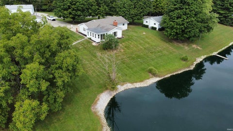 Tiny photo for 42 N Shamrock Road, Hartford City, IN 47348 (MLS # 202644922)