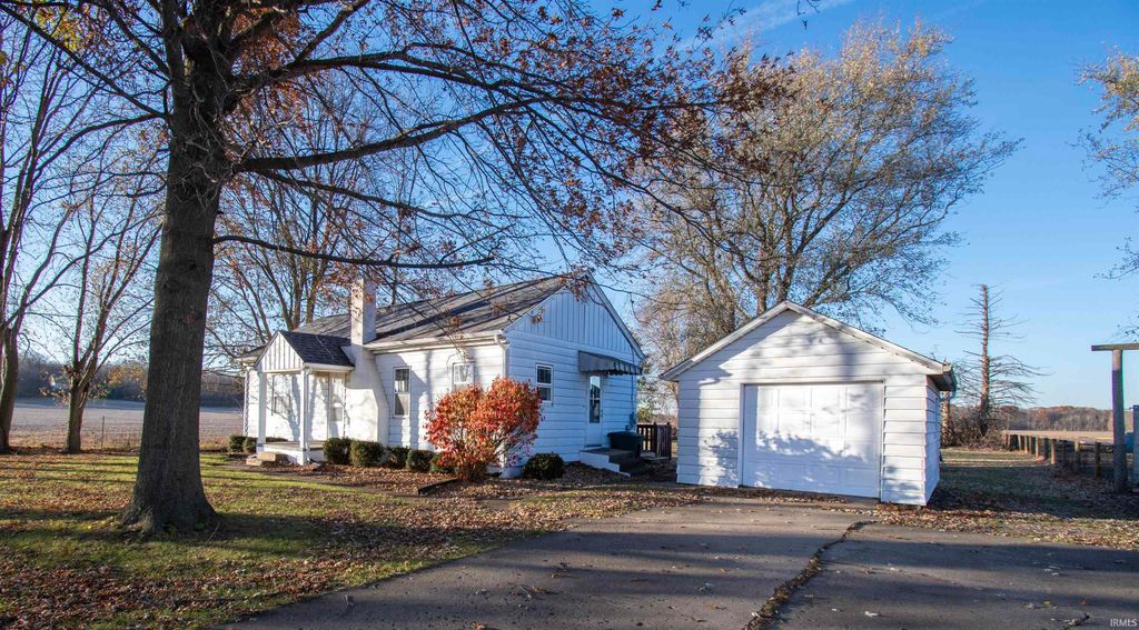 Photo of 22495 County Road 30, Goshen, IN 46526 (MLS # 202545358)