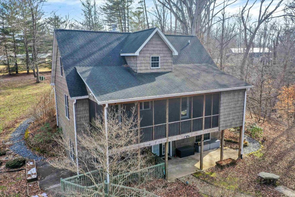 Photo of 6015 E State Road 46, Bloomington, IN 47401 (MLS # 202606685)