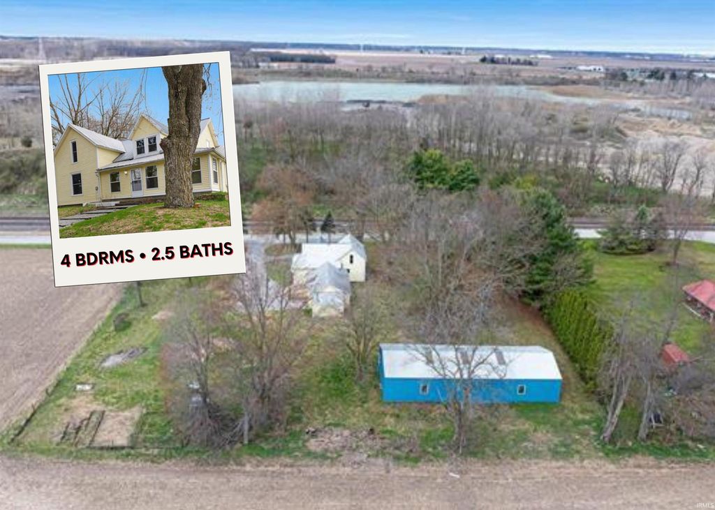 Photo of 5708 N Old SR 15, Warsaw, IN 46582 (MLS # 202542329)