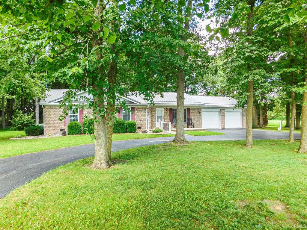 Photo of 519 W 200 S, Bluffton, IN 46714 (MLS # 202630378)