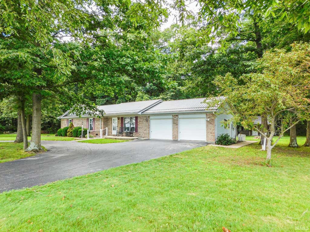 Photo of 519 W 200 S, Bluffton, IN 46714 (MLS # 202630378)