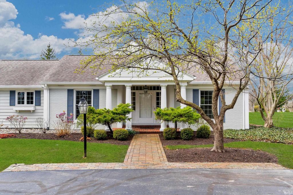 Photo of 2818 Little Turtle Trail, Fort Wayne, IN 46804 (MLS # 202609084)