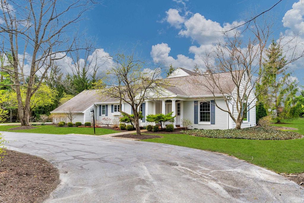 Photo of 2818 Little Turtle Trail, Fort Wayne, IN 46804 (MLS # 202609084)