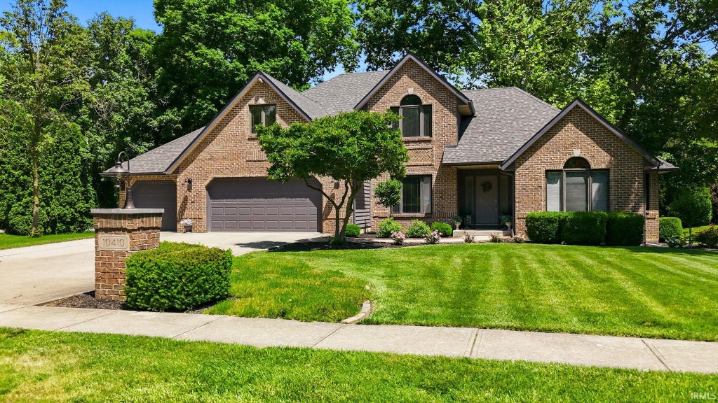 Photo of 10410 Glen Arbor Pass, Fort Wayne, IN 46814 (MLS # 202626594)