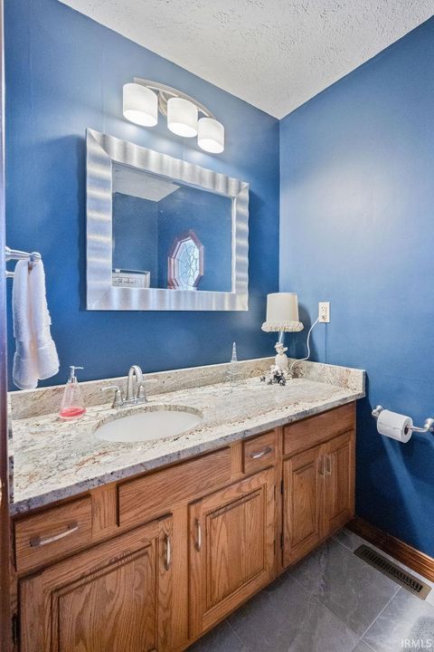 Tiny photo for 4714 GLEN MOOR Way, Kokomo, IN 46902 (MLS # 202542207)