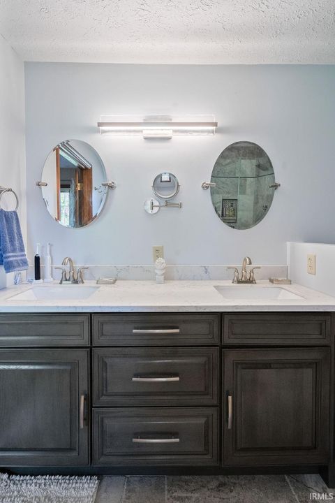 Tiny photo for 4714 GLEN MOOR Way, Kokomo, IN 46902 (MLS # 202542207)