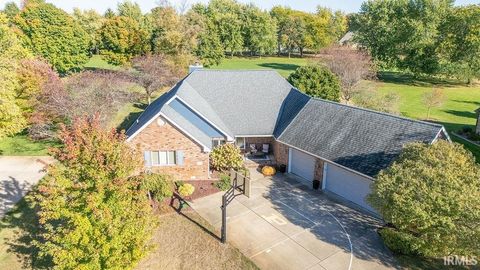 Photo of 4714 GLEN MOOR Way, Kokomo, IN 46902 (MLS # 202542207)