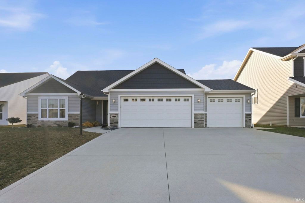 Photo of 3818 Sun Stone Way, New Haven, IN 46774 (MLS # 202544807)