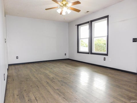 Tiny photo for 1323 Sunnyglenn Court, Bluffton, IN 46714 (MLS # 202639216)