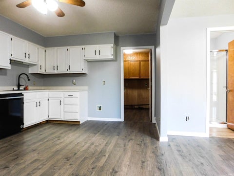 Tiny photo for 1323 Sunnyglenn Court, Bluffton, IN 46714 (MLS # 202639216)