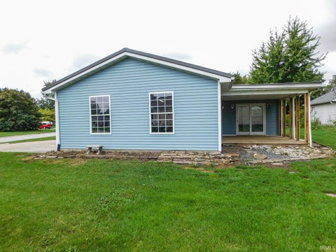 Tiny photo for 1323 Sunnyglenn Court, Bluffton, IN 46714 (MLS # 202639216)