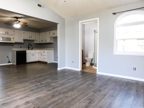 Tiny photo for 1323 Sunnyglenn Court, Bluffton, IN 46714 (MLS # 202639216)