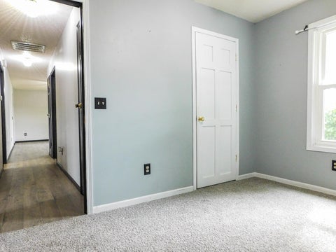 Tiny photo for 1323 Sunnyglenn Court, Bluffton, IN 46714 (MLS # 202639216)