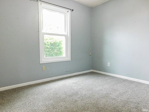Tiny photo for 1323 Sunnyglenn Court, Bluffton, IN 46714 (MLS # 202639216)