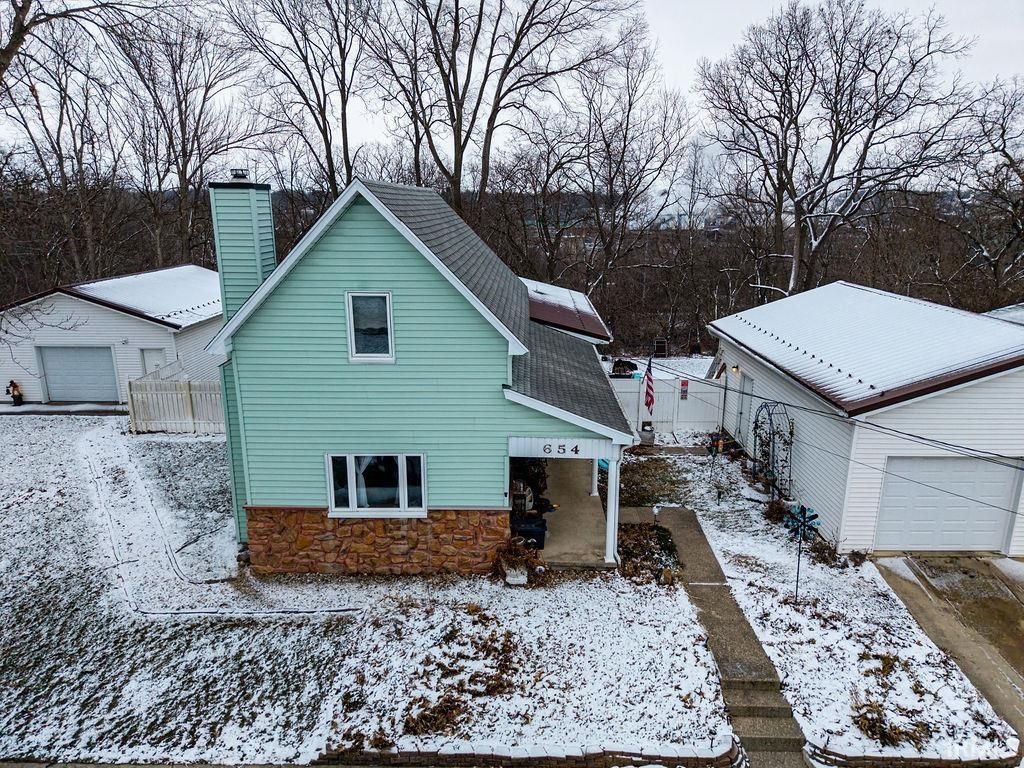 Photo of 654 High Street, Wabash, IN 46992 (MLS # 202600276)