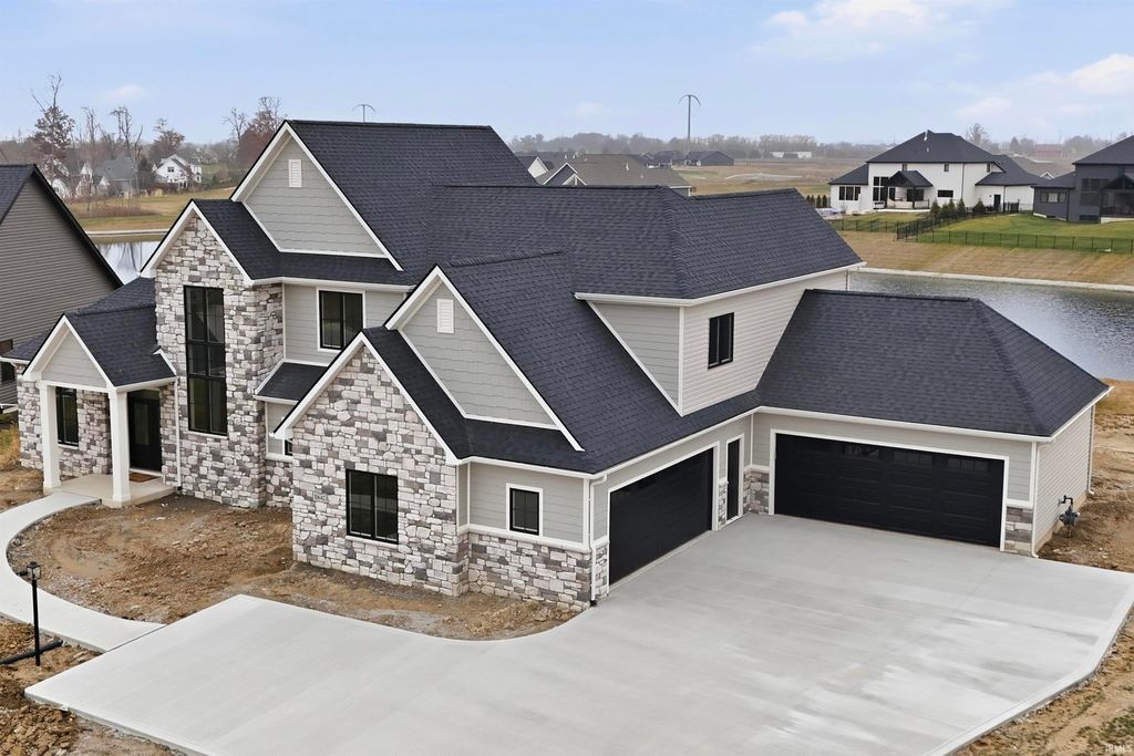 Photo of 10642 Chestnut Creek Boulevard, Fort Wayne, IN 46814 (MLS # 202548876)