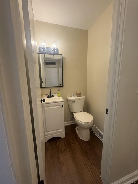 Tiny photo for 1101 Elliott Street, South Bend, IN 46628 (MLS # 202627812)