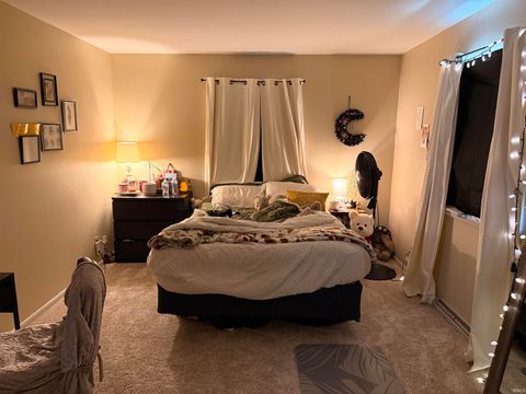 Tiny photo for 1101 Elliott Street, South Bend, IN 46628 (MLS # 202627812)