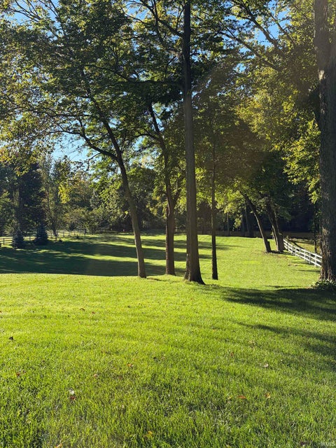 Tiny photo for 22348 Spicewood Drive, Goshen, IN 46528 (MLS # 202644959)